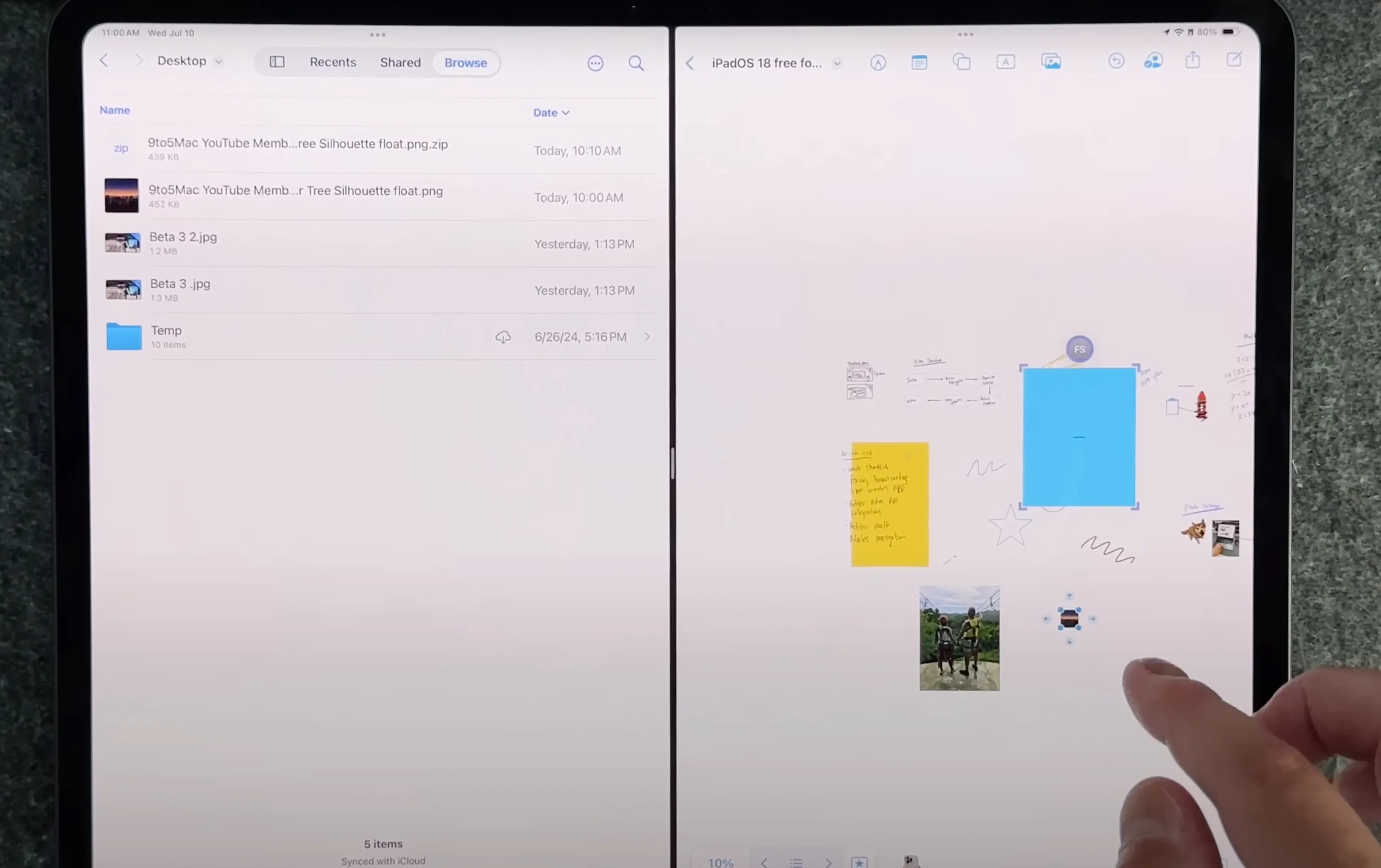 Mở 02 tab đa nhiệm trên iPad trong khi dùng Freeform